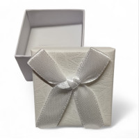 Коробочка для кольца/ 50х50х35 мм / белый