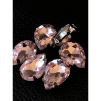 Страз (скло) в металевій оправі. Розмір — 10*14 мм. Колір рожевий