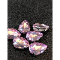 Страз (скло) в металевій оправі. Розмір — 10*14 мм. Колір світло фіолетовий