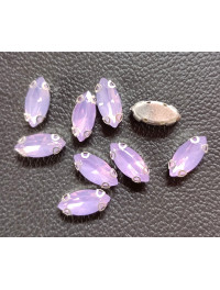 Страз (акрил) у металевій оправі. Розмір — 7*15 мм. Колір — світло-фіолетовий опал