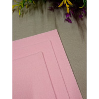 Фетр для рукоділля. Товщина — 3 мм. Розмір аркуша 20×30 см. Колір рожевий.