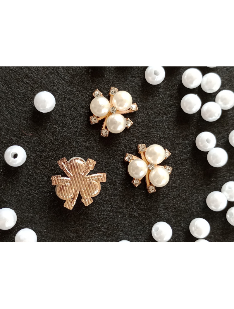 Металевий декор "три перлини" 2×2 см. Основа — золото. Ціна вказана за 1 шт.