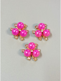 Металевий декор "три перлини" 2×2 см. Основа — золото. Ціна вказана за 1 шт.