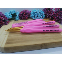 Репсовая лента. Ширина – 4 см. Цвет – маки на белом. Цена указана за 1 метр