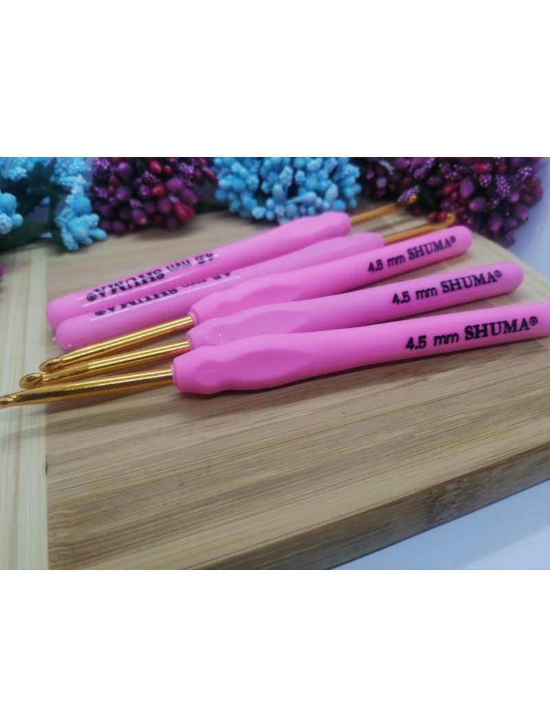 Репсовая лента. Ширина - 4 см. Цвет - маки на белом. Цена указана за 1 метр