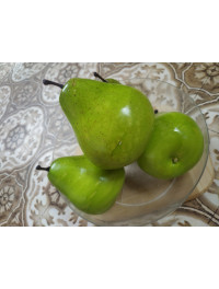 Груша штучна, муляж із пінопласту. 11,5 см. Колір зелений