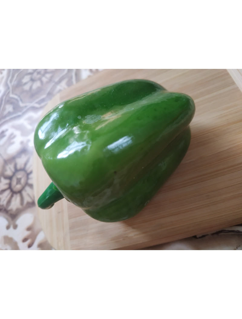 Перець муляж із пінопласту. 10 см. Колір зелений