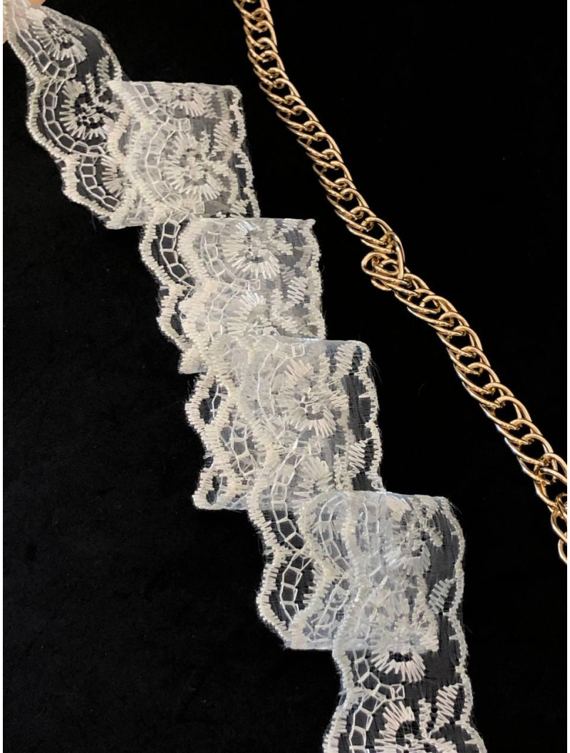 Мереживо яблучко/ширина 4 см/молочій/1 метр