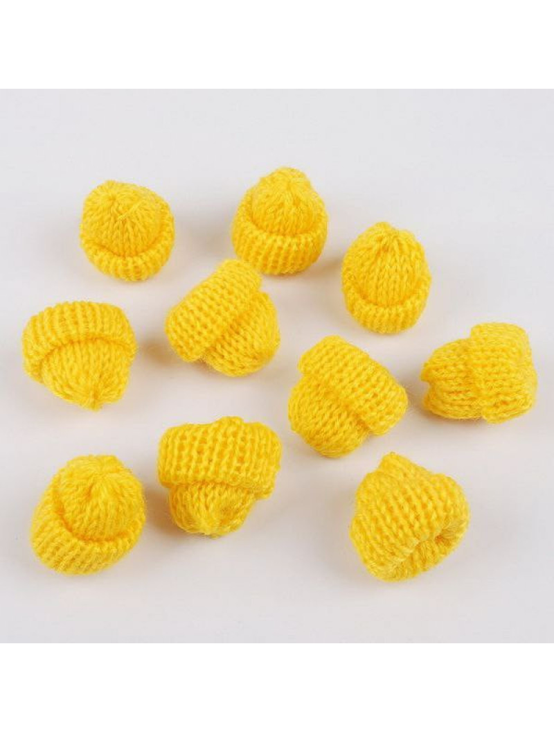 В'язані міні шапочки
Розмір - 35*35 мм
колір - жовтий.
ціна за 1 шт