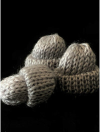 В'язані міні шапочки
Розмір - 35*35 мм
колір - сірий
ціна за 1 шт