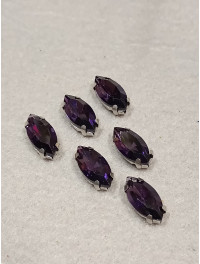 Страз (скло) в металевій оправі. Розмір  6×12 мм. Колір  аметистовий