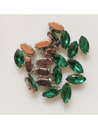 Страз (скло) в металевій оправі. Розмір  6 × 12 мм. Колір бірюзовий