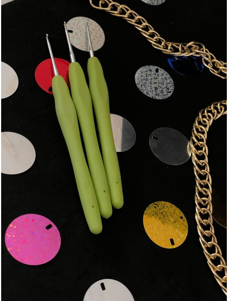 Гачок із силіконовою ручкою. Розмір 2 мм. Колір в асортименті