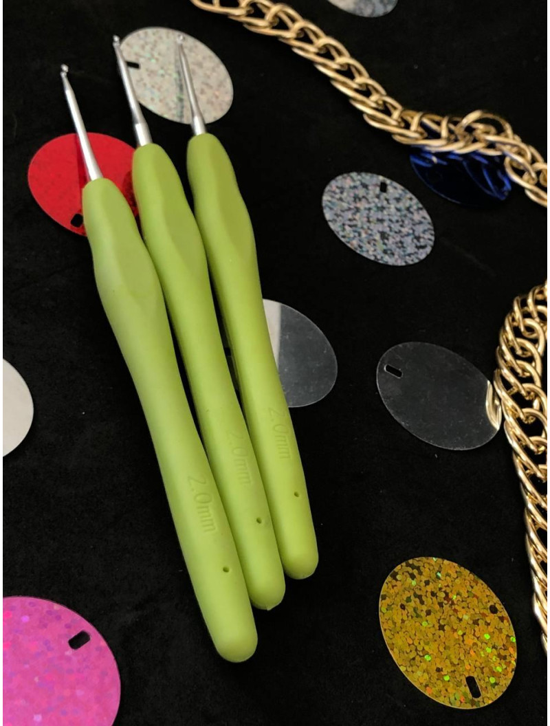 Гачок із силіконовою ручкою. Розмір 2 мм. Колір в асортименті