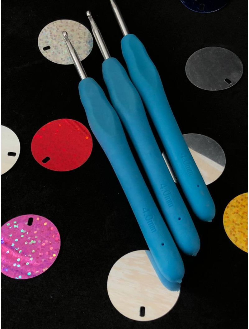 Гачок із силіконовою ручкою. Розмір 4.5 мм. Колір в асортименті