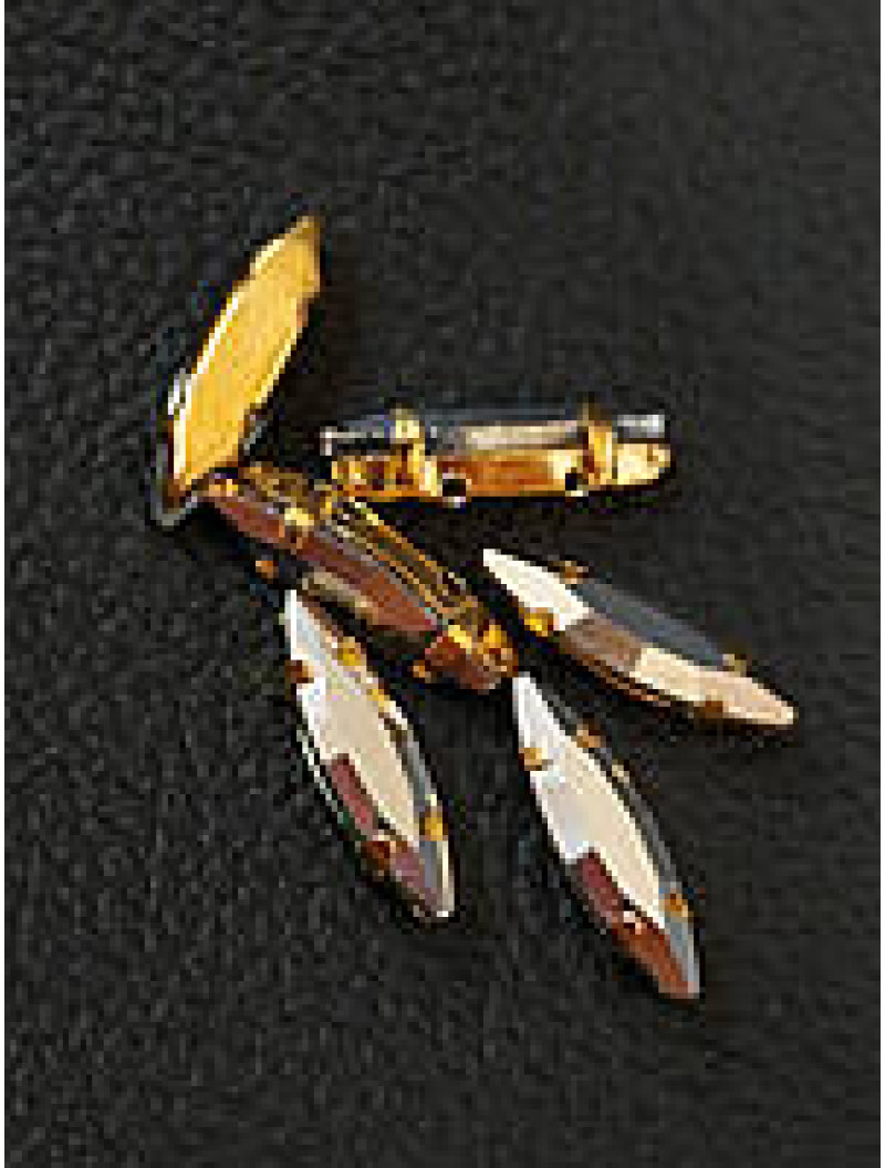 Страз (скло) у Золотій металевій оправі. Розмір  4×15 мм. Колір  срібло гальванічне 5 шт.