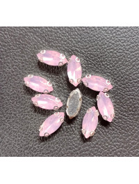 Страз (акрил) у металевій оправі. Розмір  7*15 мм. Колір рожевий опал