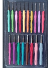 Набір гачків для в'язання 18 шт з силіконовою ручкою