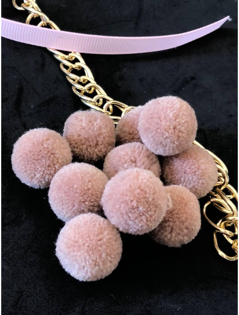 Помпон текстильний. Розмір 2 см. Колір - бежевий.