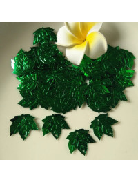Паєтки "кленовий лист" Розмір  22×22мм. Колір зелений. Паковання  20 шт.