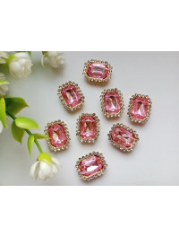 Стразовий декор. Розмір 19×15 мм. Колір рожевий. Ціна вказана за 1 шт.