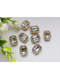 Стразовий декор. Розмір 19×15 мм. Колір  прозорий. Ціна вказана за 1 шт.