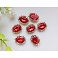 Стразовий декор. Розмір 18×14 мм. Колір червоний. Ціна вказана за 1 шт.