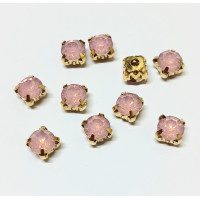 Страз (акрил) у золотій металевій оправі. Розмір  6 мм. Колір рожевий опал