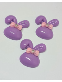 Кабашон "зайчик" розмір 32×32 мм. Колір фіолетовий.