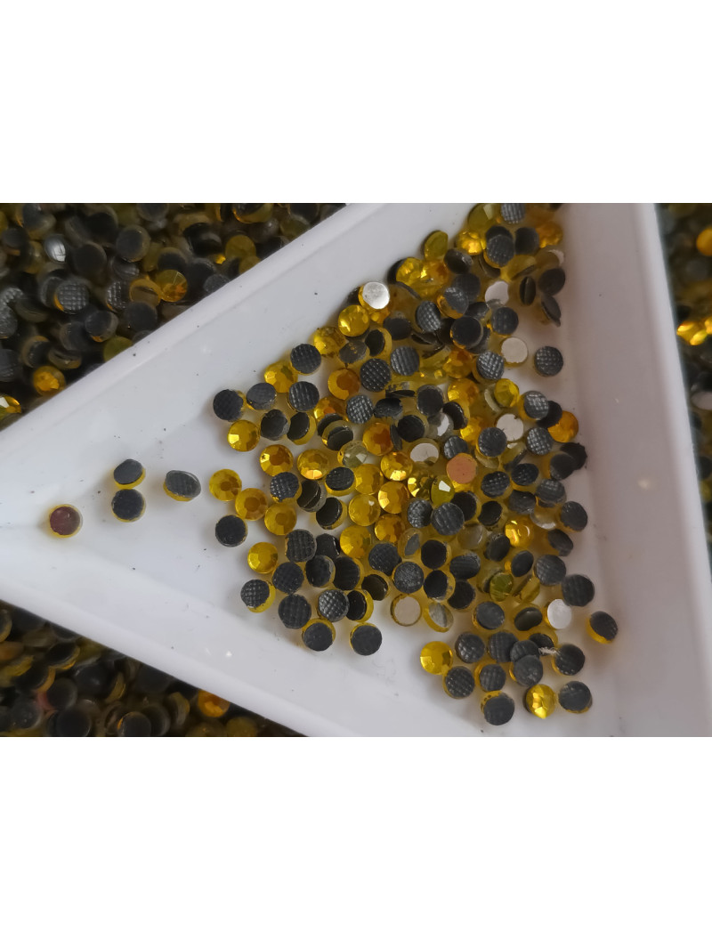 Стрази SS10 (3 мм) Колір жовтий. 10 грамів