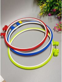 П'яльця з гвинтом/18 см/без вибору кольору