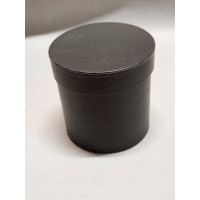 Коробка чорна з кришкою/ Висота 12 см діаметр 11,5 см.