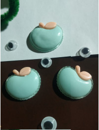 Серединка для рукоділля "Яблочко" 
Розмір - 2см× 1,9 см.
Колір - м'ятний