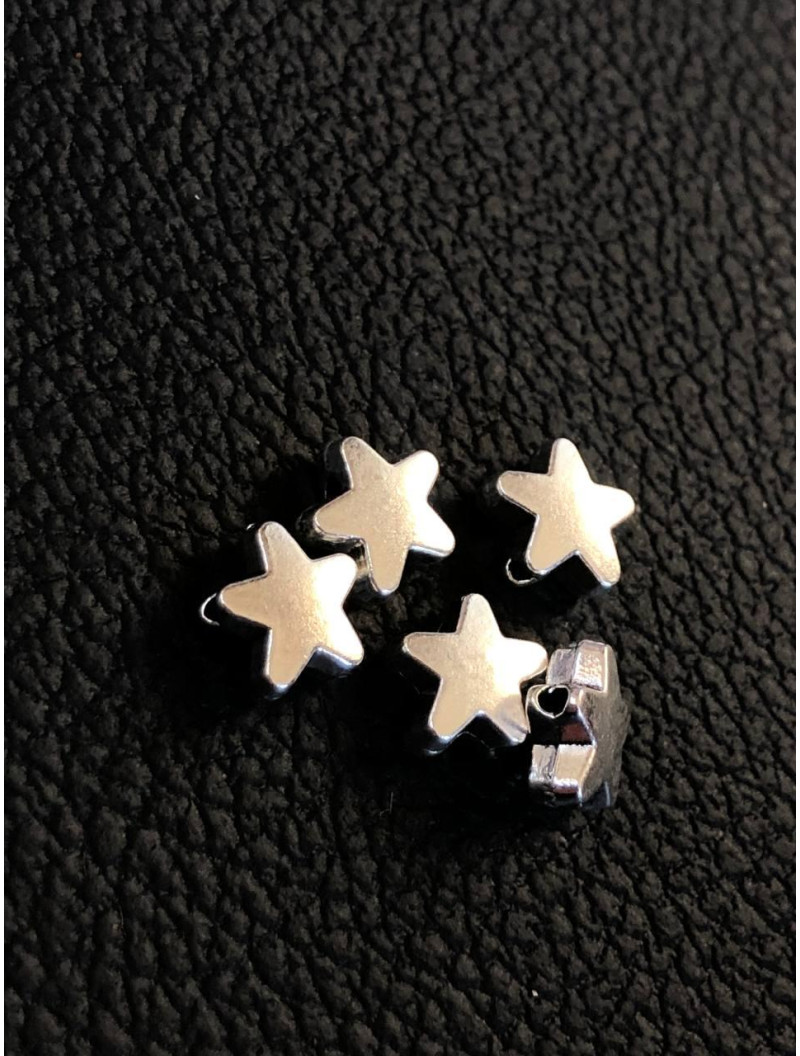 Металева Бусяна "зірка" Розмір — 8 мм. Колір — срібло. Ціна вказана за 1 шт.