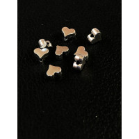 Металева Бусяна "серце" Розмір — 5,6*6,4 мм. Колір — срібло. Ціна вказана за 1 шт.