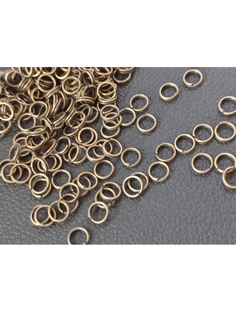 З'єднувальні кільця Подвійні. Розмір — 6 мм. Паковання — 20 шт. Колір — бронза