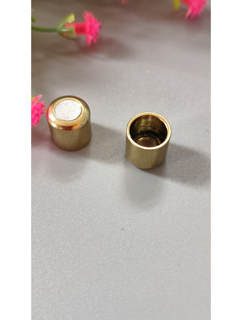 Замок-концевик магнітний Круглий 20х9мм, внутрішній діаметр 8 мм, лимонне золото