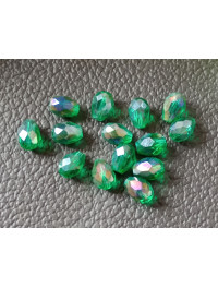 Кришталеві намистини "крапля" Розмір — 4*6 мм. Колір бірюзовий з АБ. Ціна вказана за 1 шт.