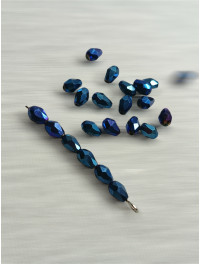 Кришталеві намистини "крапля" Розмір — 4х6 мм. Колір синій гальванічний.  Ціна вказана за 1 шт.