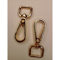 Карабин. Колір — золото. Довжина — 5 см. Ширина вушка — 2×1,5 см. Ціна вказана за 1 шт.