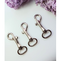 Карабін. Довжина - 6 см. Розмір кільця - 1×2см. Колір - срібло. Ціна за 1 шт