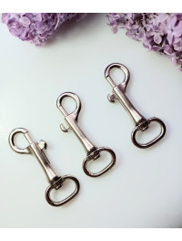 Карабін. Довжина - 6 см. Розмір кільця - 1×2см. Колір - срібло. Ціна за 1 шт