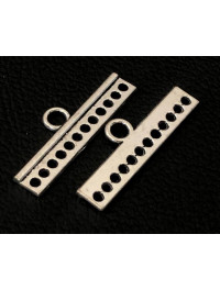 Конектор. Розмір — 34×6 мм. Колір — срібло. Ціна вказана за 1 шт.