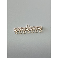 Конектор Розмір — 3,5×1,2 см. Колір — срібло. Ціна вказана за 1 шт.