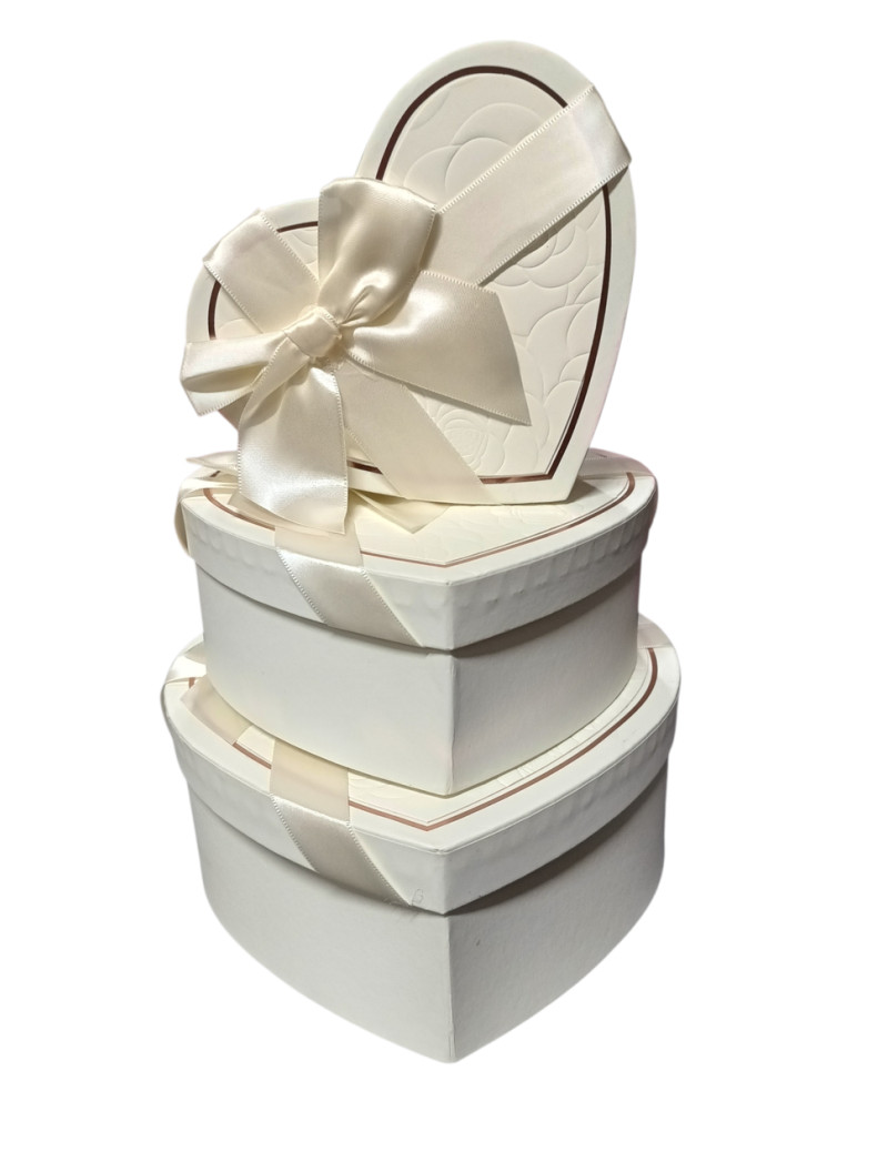 Набір коробок "серце"/ молочний із тисненням/3 в 1