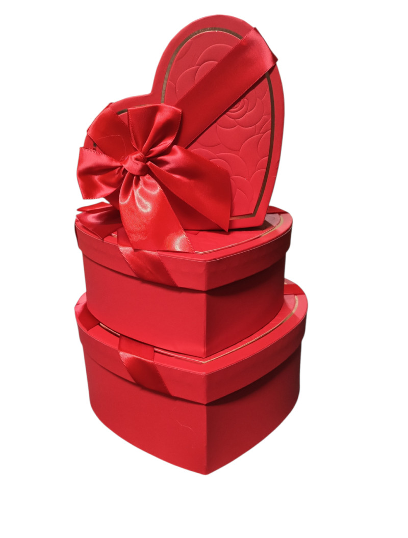 Набір коробок "серце"/червоний із тисненням/3 в 1