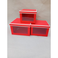 Подарочные коробки  квадратные с окном / набор 3 шт / красный