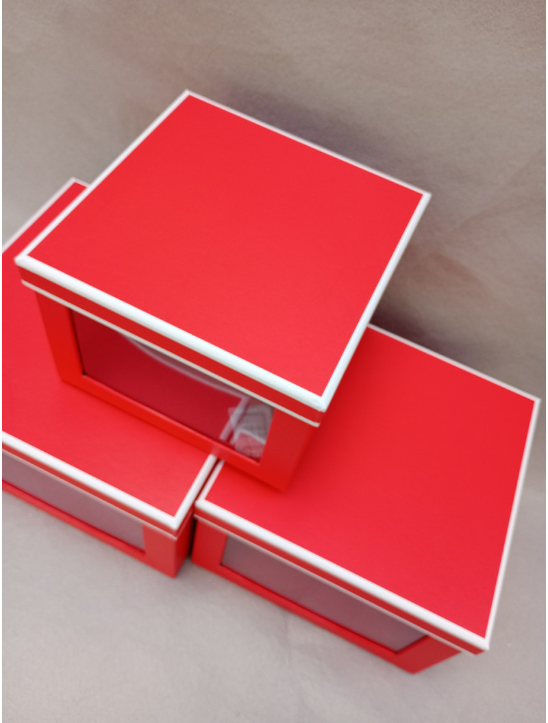 Подарункові коробки квадратні з вікном/набір 3 шт./червоний