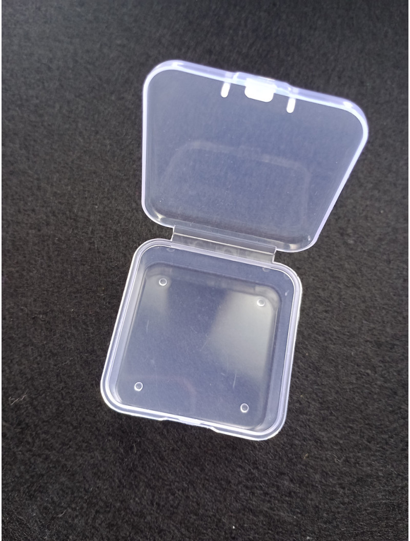 Органайзер бокс. Розмір 4,5×4,5×1,9 см. Прозорий.