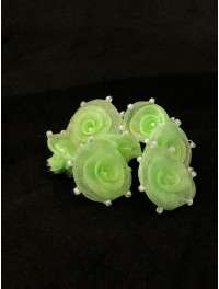 Фатиновый цветок с бисером. Размер - 2-2,5 см. Цвет - салатовый.